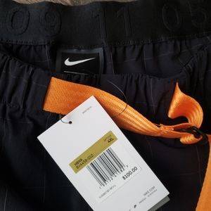 Nike sportswear tech shorts 4xl
